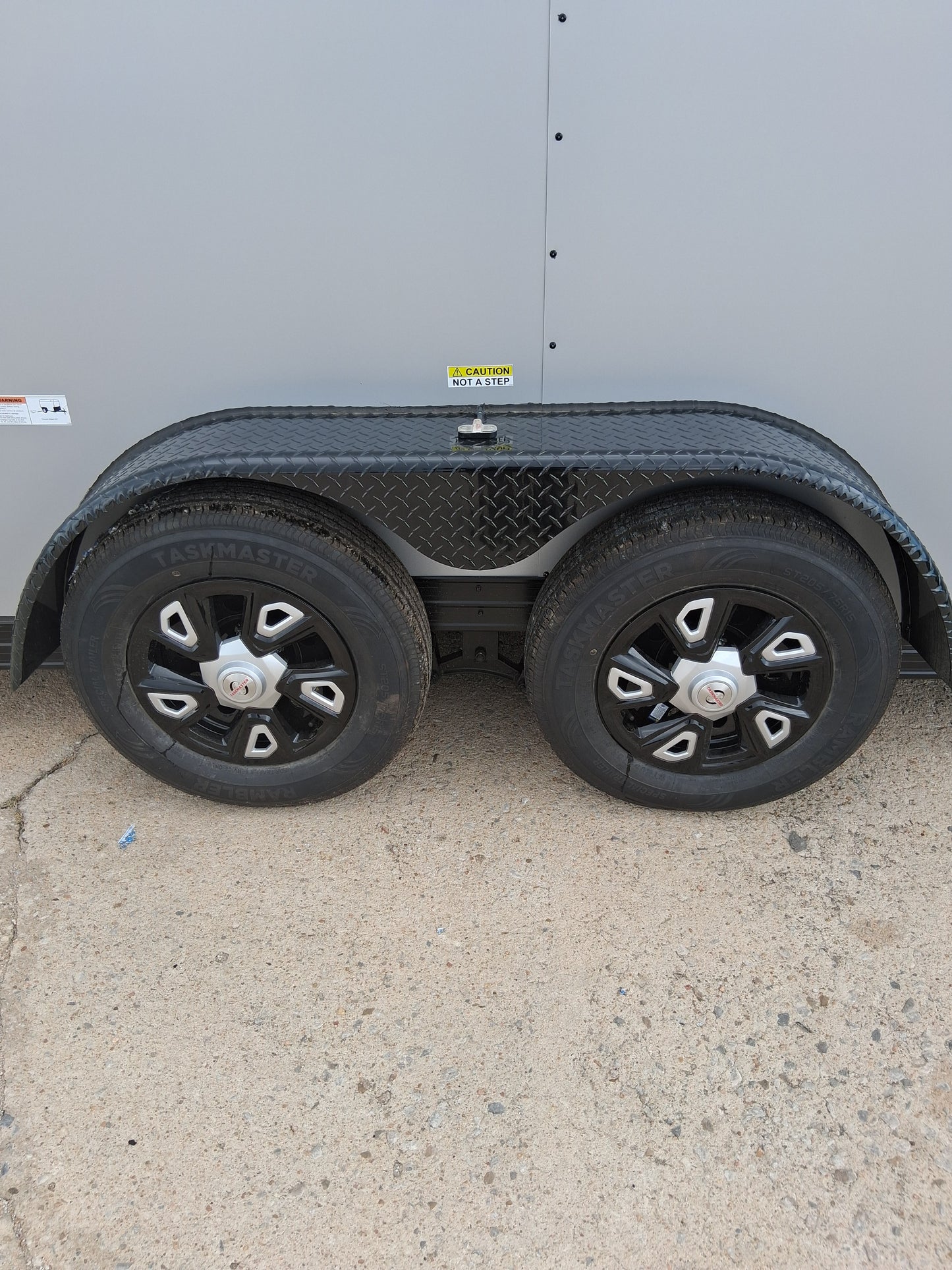 7X14TA ADV 84" RHINO WBO SILVER C251855