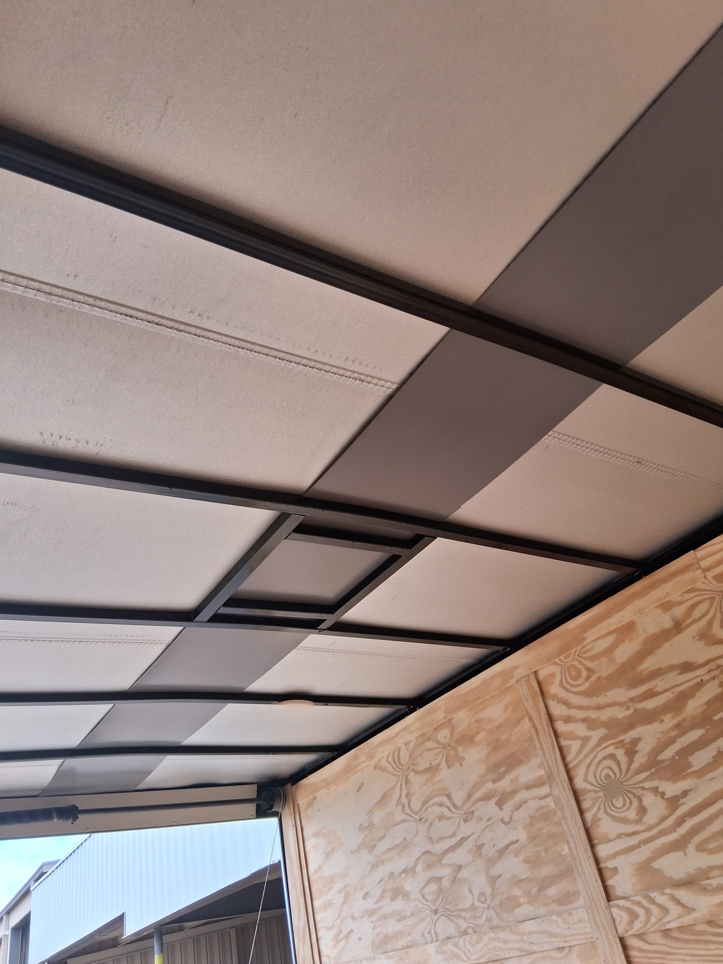 7X14 TA BASIC SILVER 84" C251849