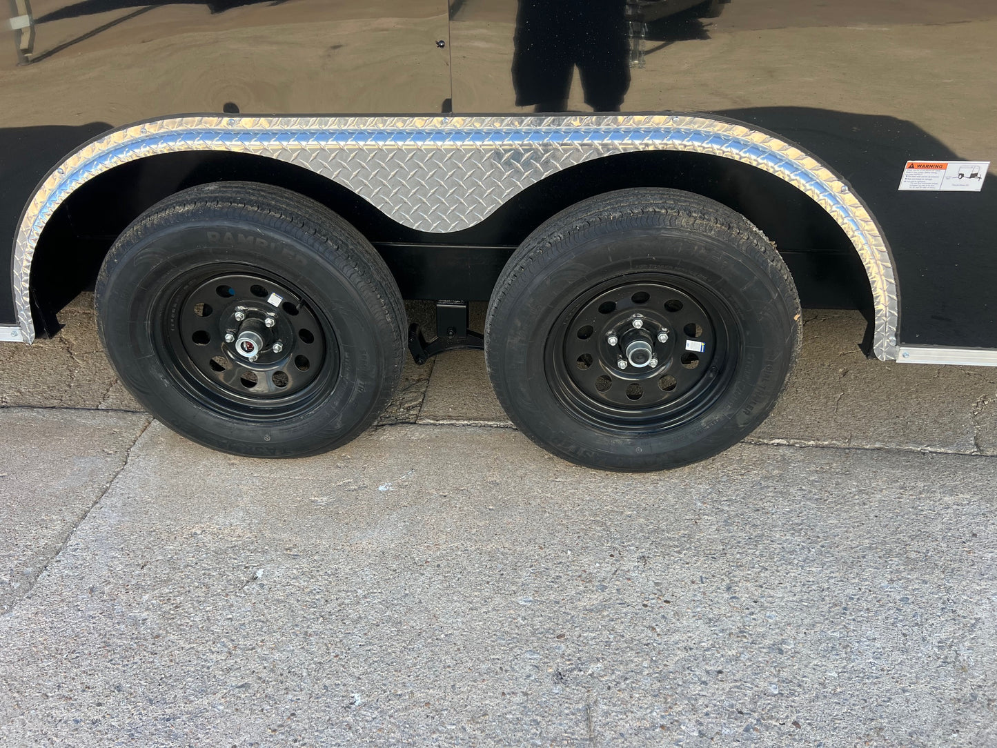 CENERGY2 8.5X20 TA BASIC ENCLOSED TRAILER C25-1561