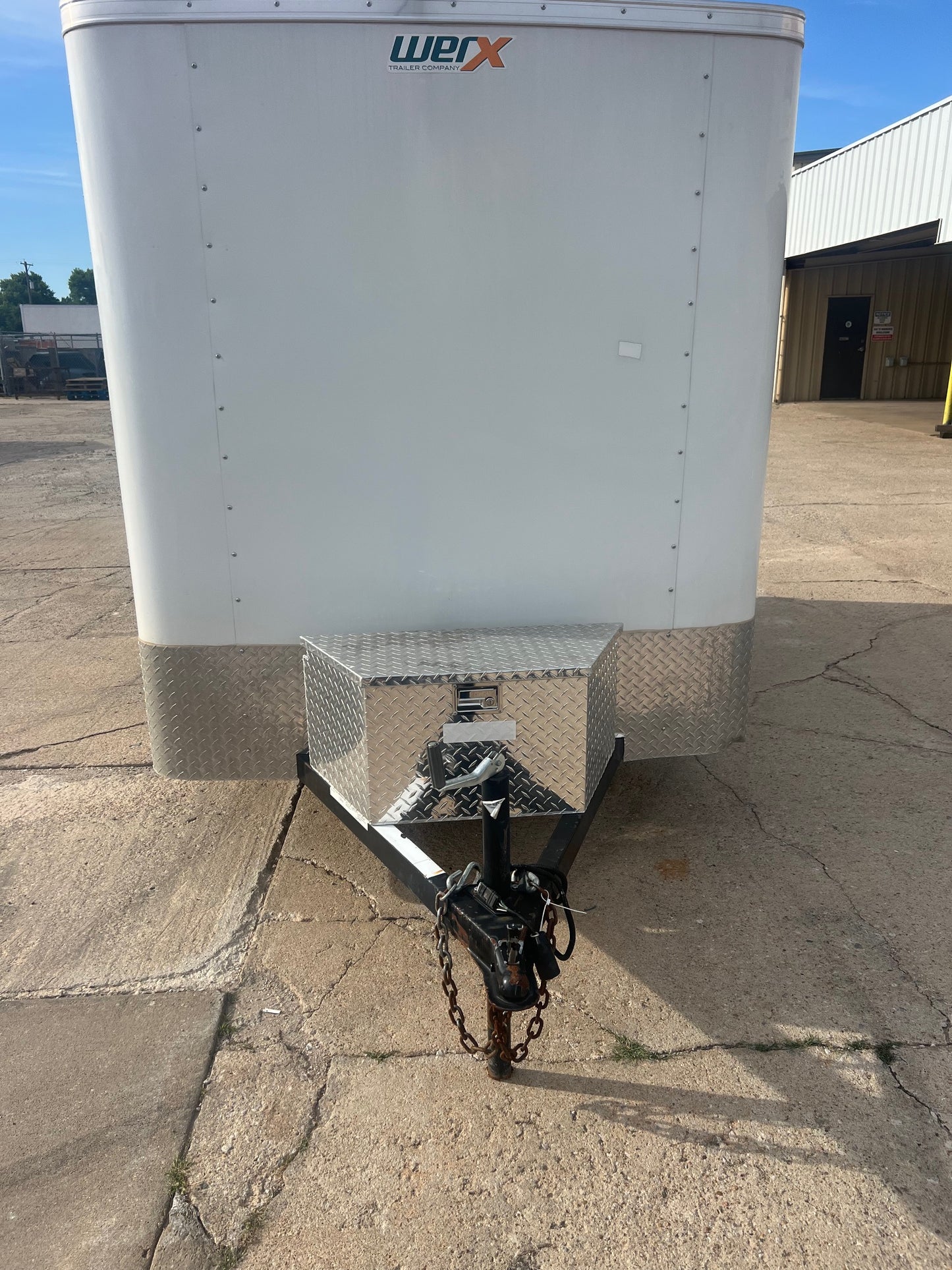 6X10 ENCLOSED TRAILER