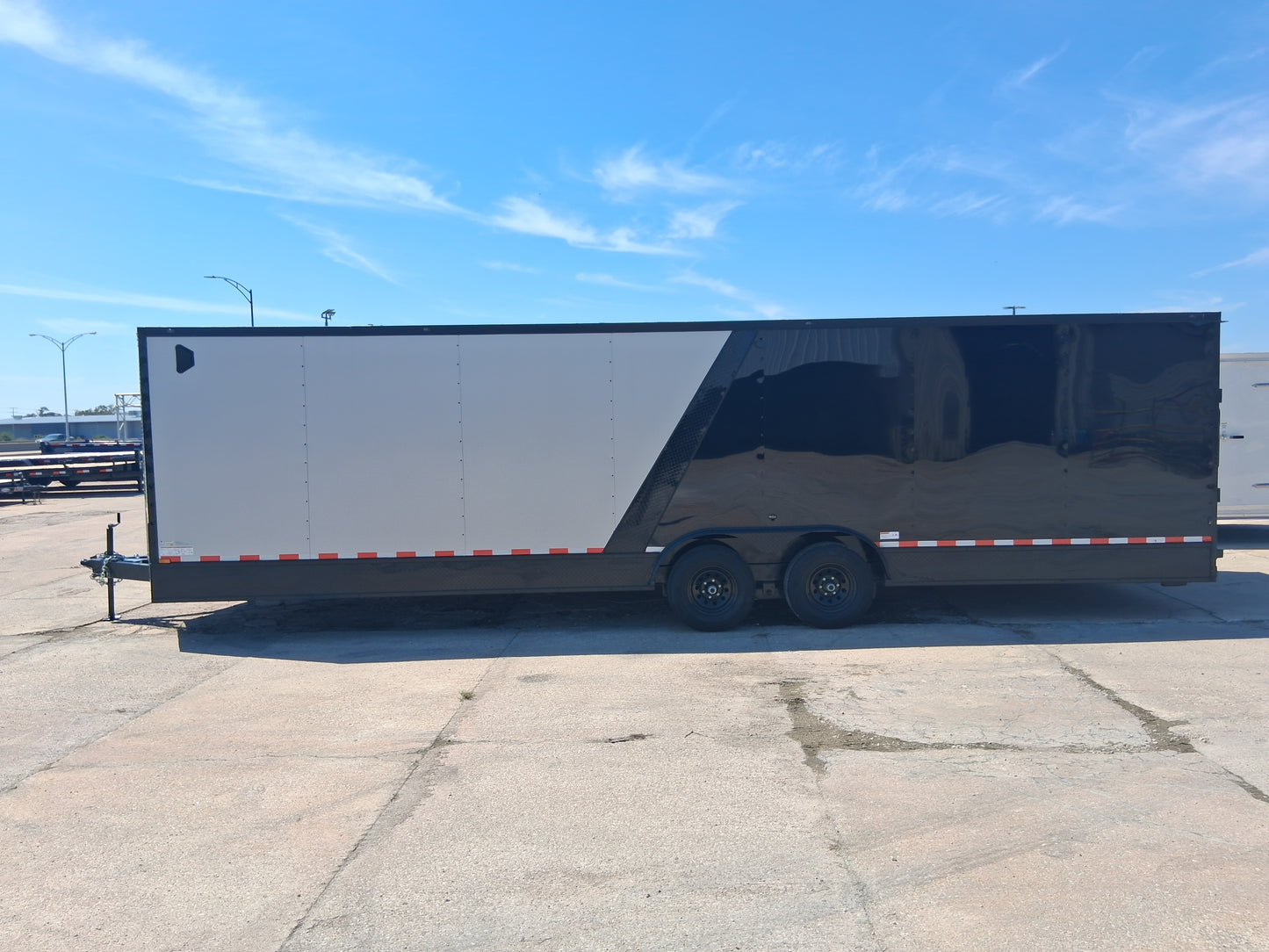 8.5X28 TA3 BASIC BLACK/GRAY 78" C262452