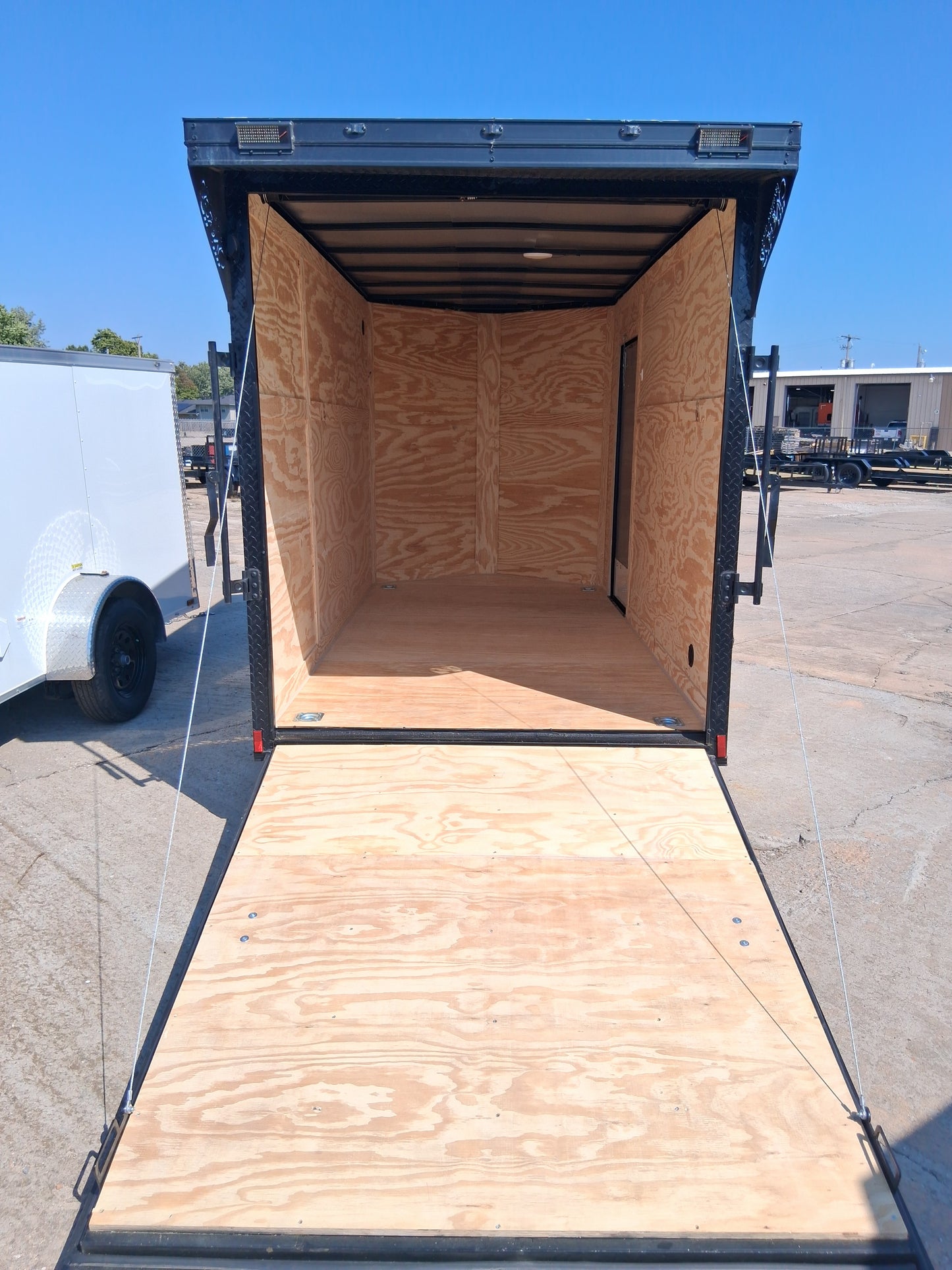 6X12 SA BASIC 81" RHINO WBO CHARCOAL C262275