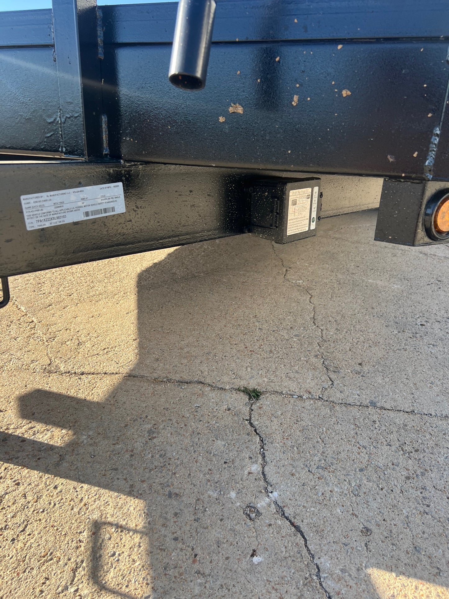KL 83''X24' Equipment Trailer