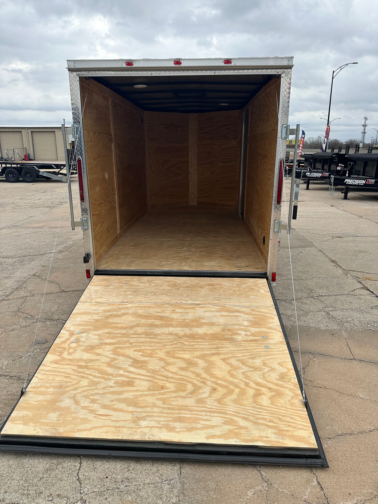 6'X12' Enclosed Trailer