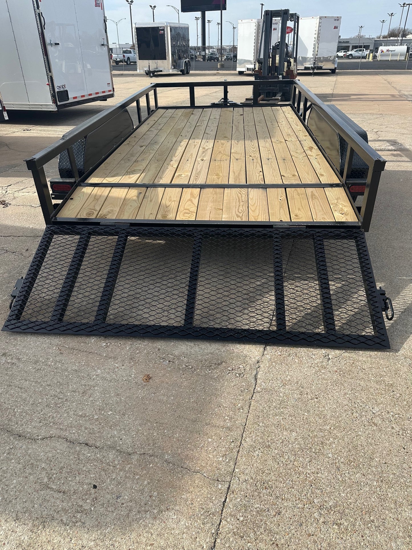 83"X16' KL Pipe Top Utility Trailer